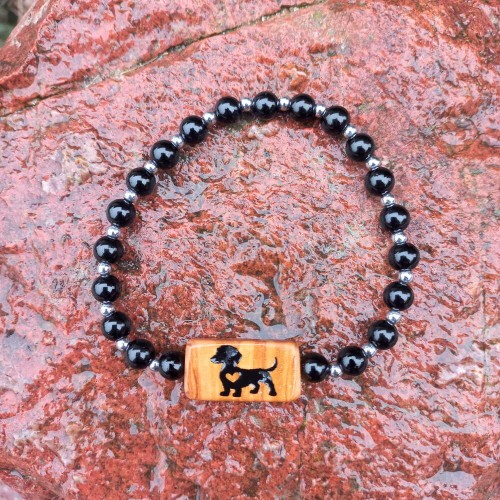 Bransoletka damska  Onyks, hematyt, oliwka, wypalony na stałe wzór  jamnik, obwód bransoletki 17,2cm