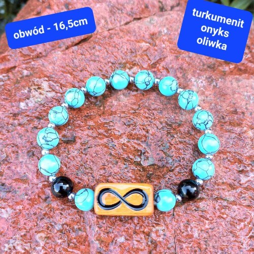Bransoletka damska z grawerem kamienie półszlachetne onyks turkmenit hematyt i drewno oliwne. Obwód bransoletki 16,5cm