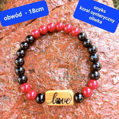 Personalizowana bransoletka damska z grawerem kamienie półszlachetne i drewno oliwne. Obwód bransoletki 18cm