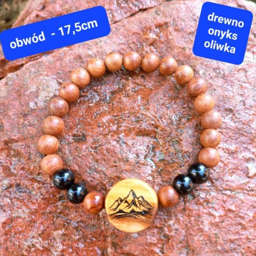 Personalizowana bransoletka damska z grawerem z kamieni półszlachetnych i drewna. obwód bransoletki 17,5cm