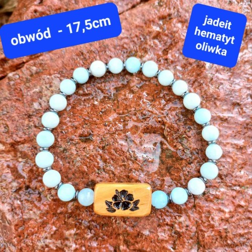 Personalizowana bransoletka damska z grawerem kamienie półszlachetne i drewno oliwne.  Obwód bransoletki: 17,5cm (mierzony po wewnętrznej stronie)