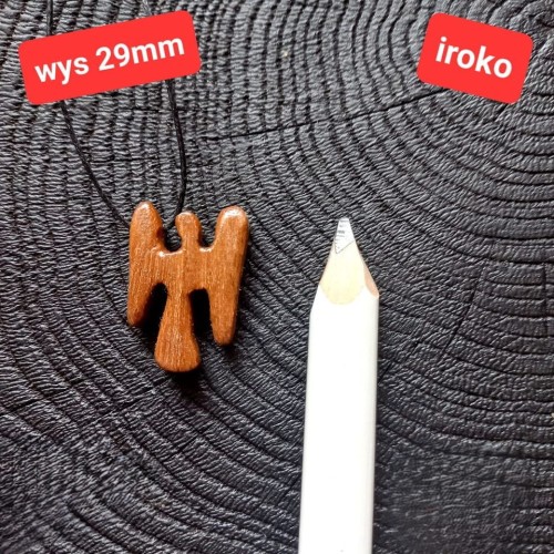 Wisiorek damski drewniany - aniołek
ręcznie robiony 
wysokość 29mm