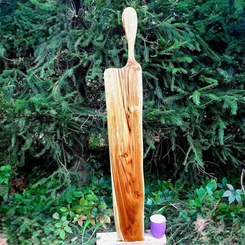 deska do krojenia i podawania przystawek , wykonana z drewna tekowego.
deska posiada rączkę 
wymiary deski 112x17cm