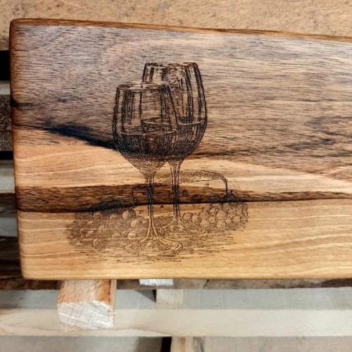 Deska do krojenia i serwowania, ozdobna deska do krojenia i podawania serów z orzecha włoskiego, deska do krojenia i  podawania przekąsek orzech włoski, deska do podawania przystawek orzech włoski