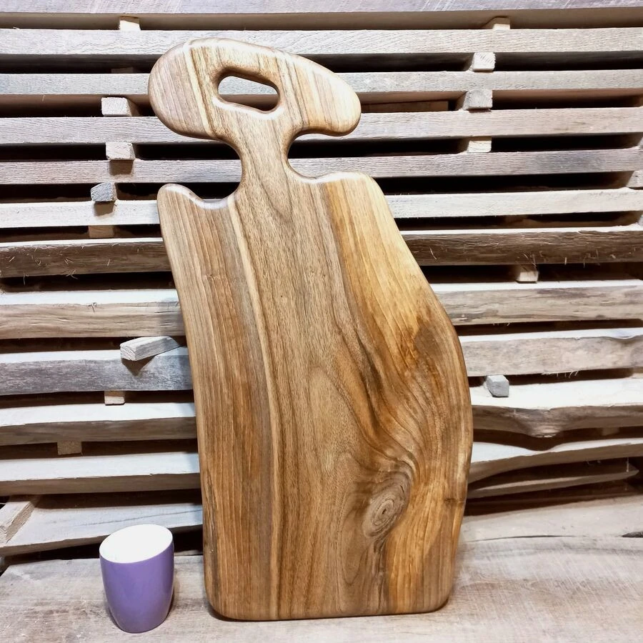 Luksusowa deska z orzecha włoskiego - handmade Nela Wood