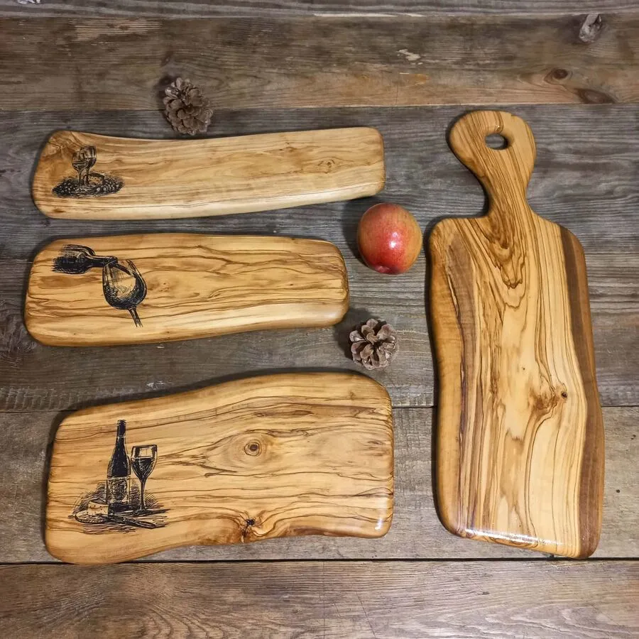 Zestaw luksusowych desek do serwowania i krojenia z drewna oliwnego Nela Wood