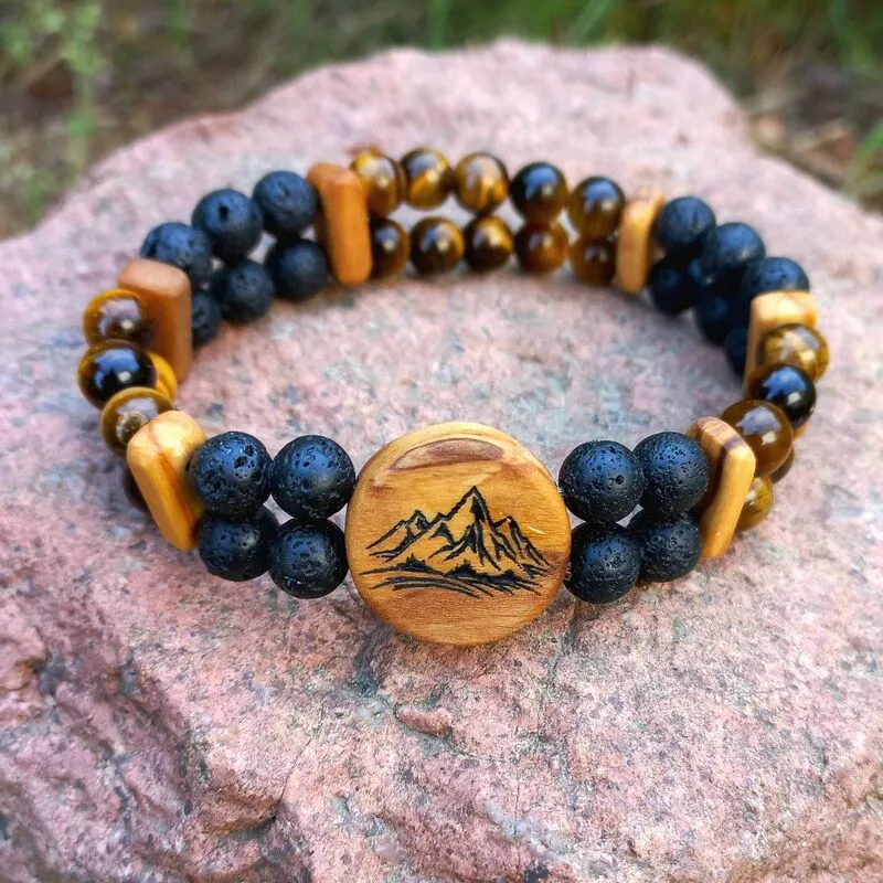 Biżuteria męska z drewna oliwnego i lawy wulkanicznej Nela Wood