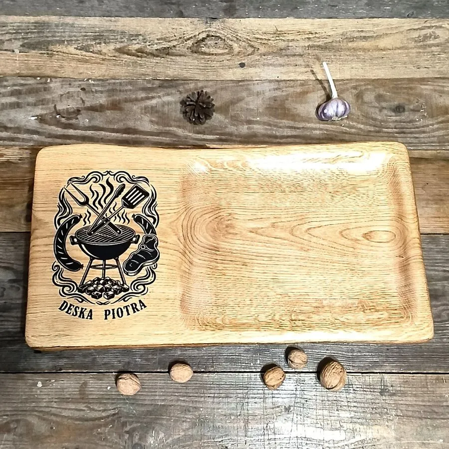 Personalizowana deska dębowa do steków z grawerem Nela Wood